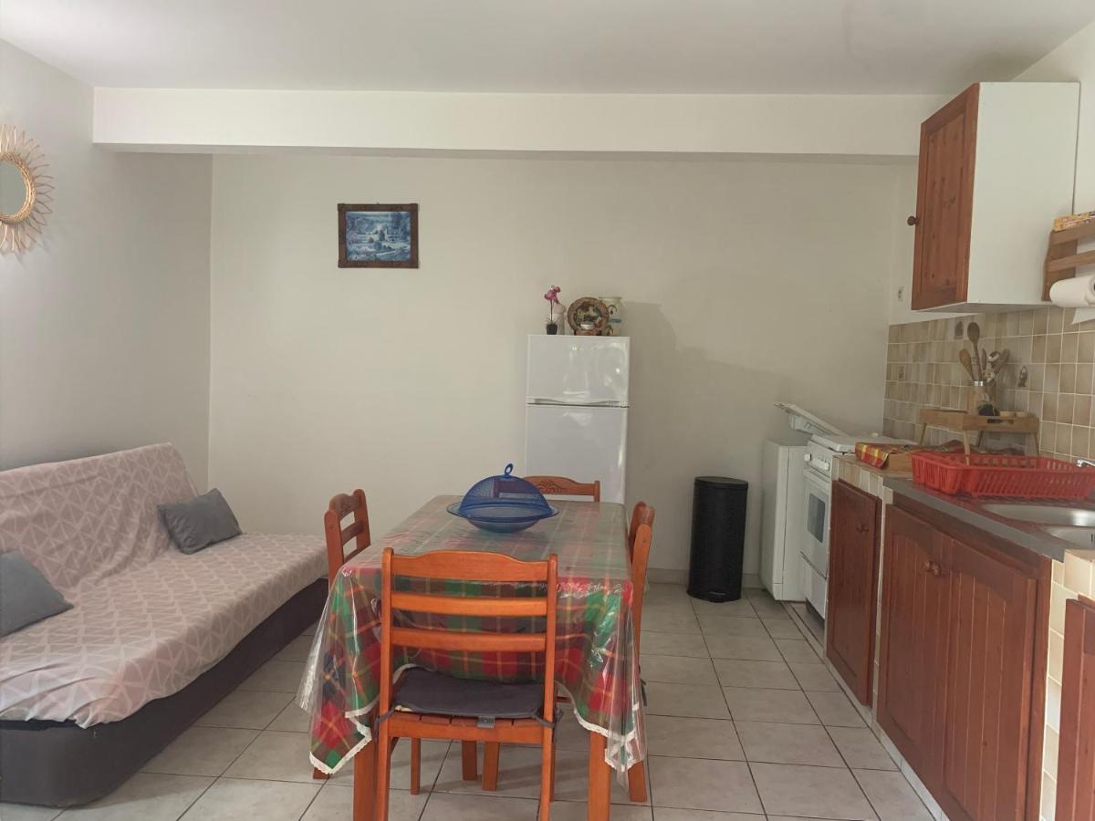 Logement Vacances Gissac Sainte-Anne Esterno foto